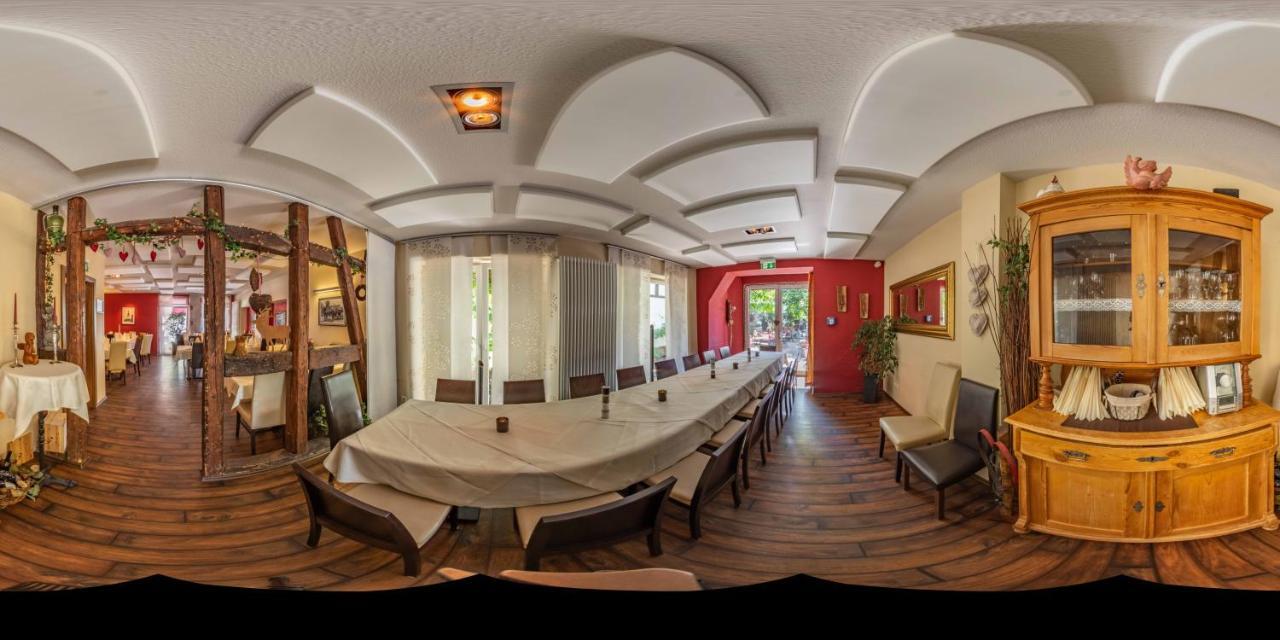Hotel Restaurant Alter Hof ホーフハイム・アム・タウヌス エクステリア 写真